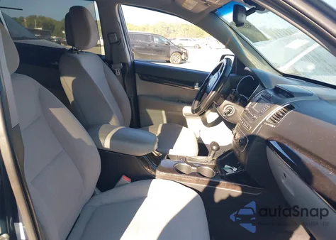 2014 Kia Sorento Lx z USA, uszkodzony, nr VIN 5XYKTCA67EG538426